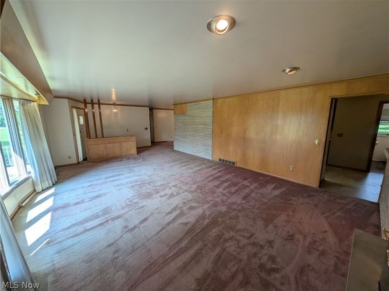 707 Markley Street NE, Canton, OH 44721 Photo 9