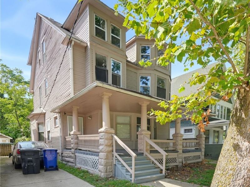 2200 E 81st Street, Cleveland, OH 44103 Photo 3