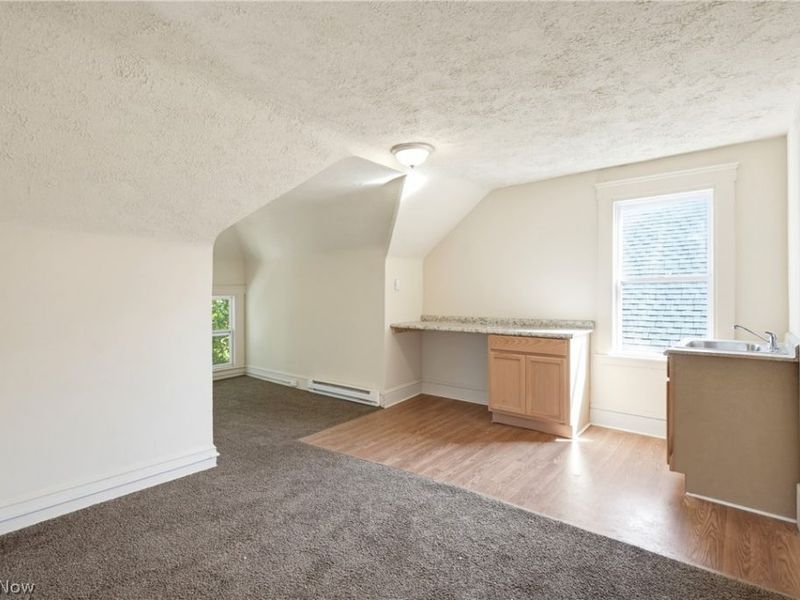 2200 E 81st Street, Cleveland, OH 44103 Photo 32