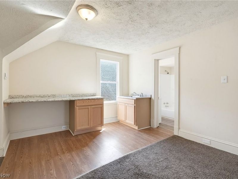 2200 E 81st Street, Cleveland, OH 44103 Photo 33