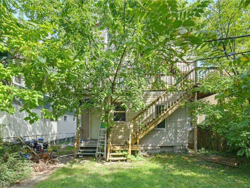 2200 E 81st Street, Cleveland, OH 44103 Photo 4