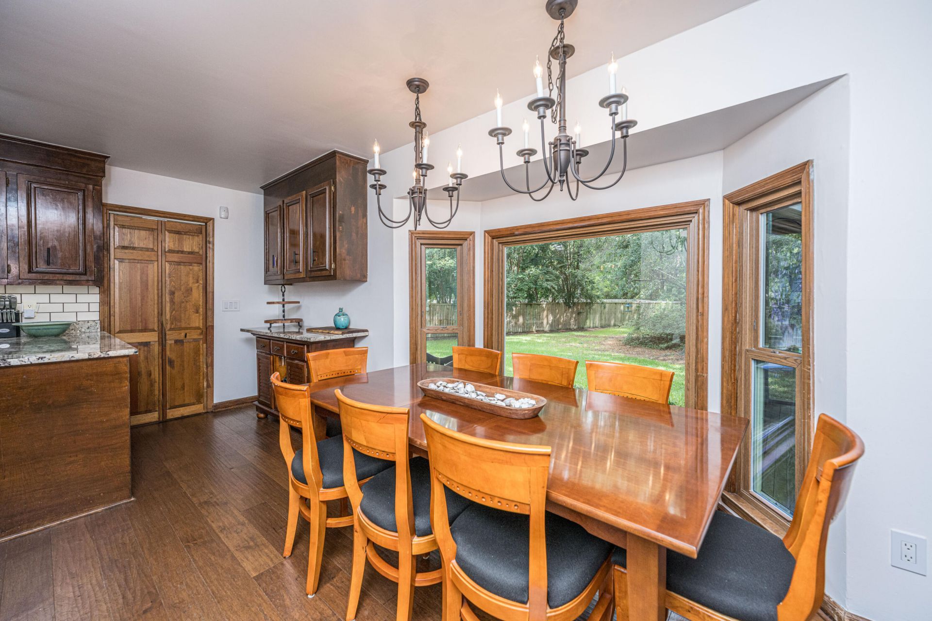148 Southwold Circle Photo 12