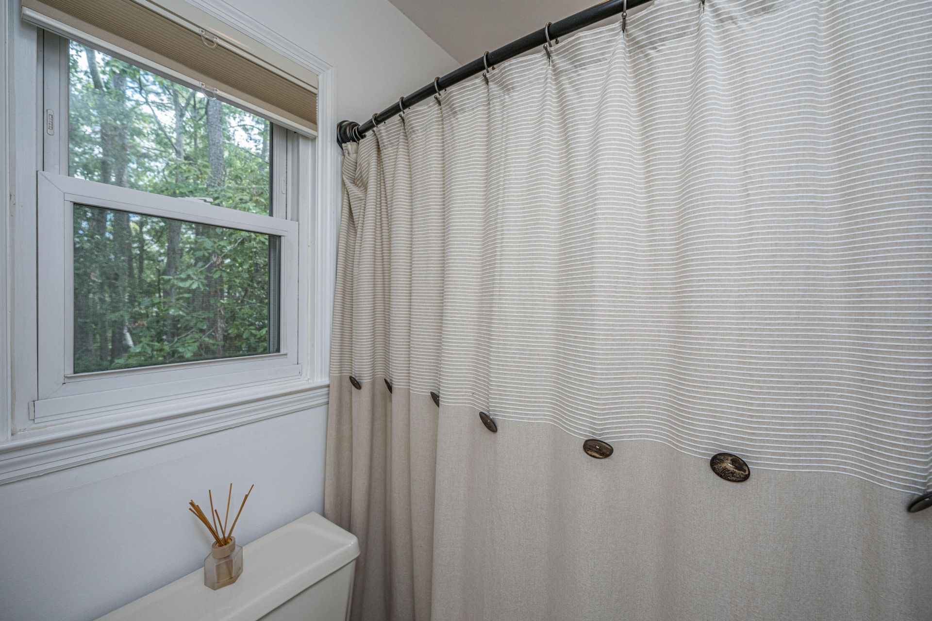 148 Southwold Circle Photo 28