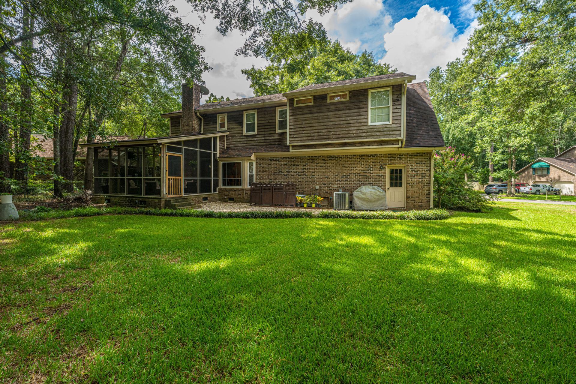 148 Southwold Circle Photo 38
