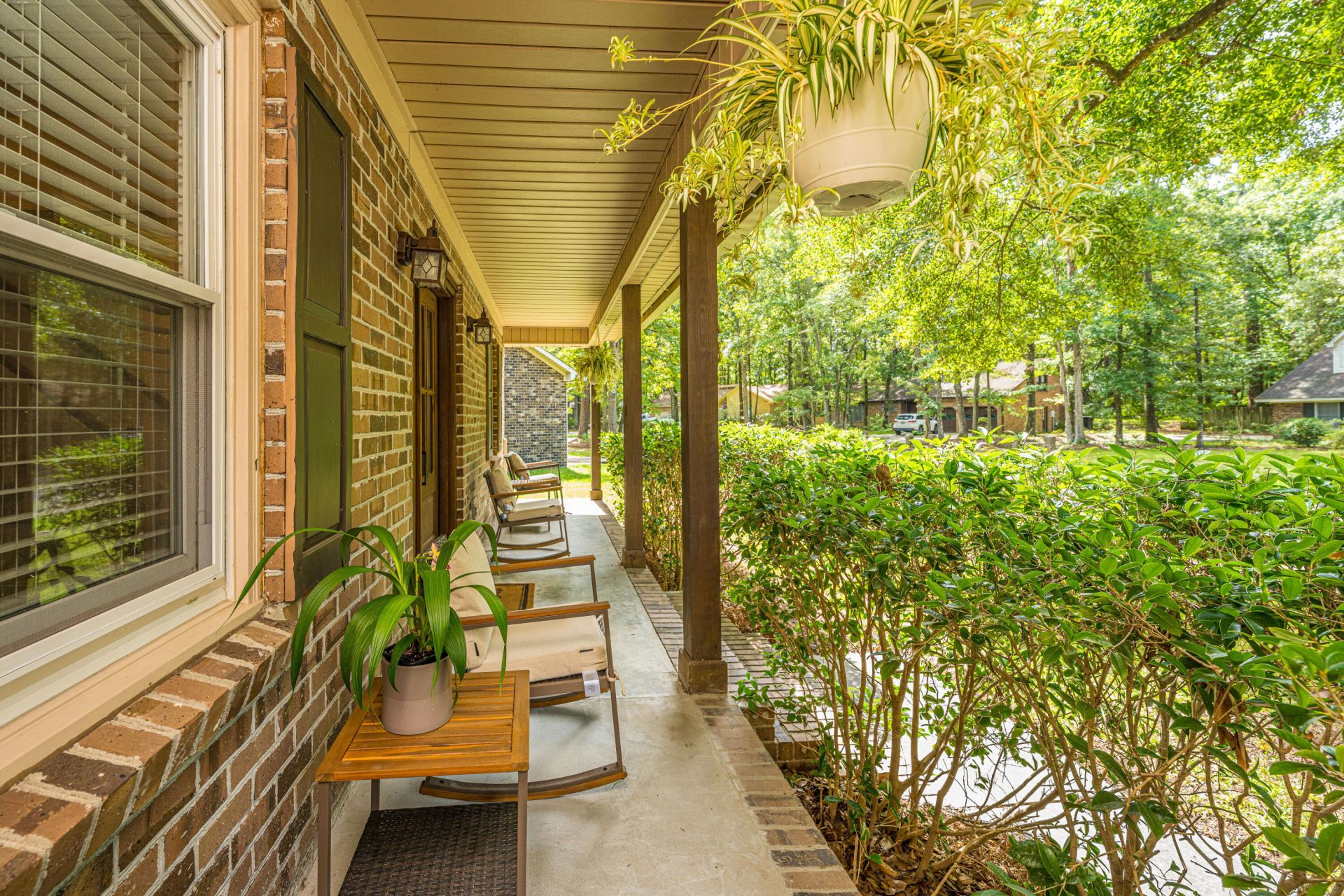 148 Southwold Circle Photo 4