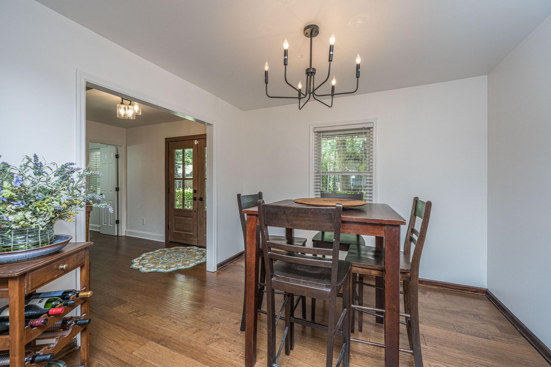 148 Southwold Circle Photo 6
