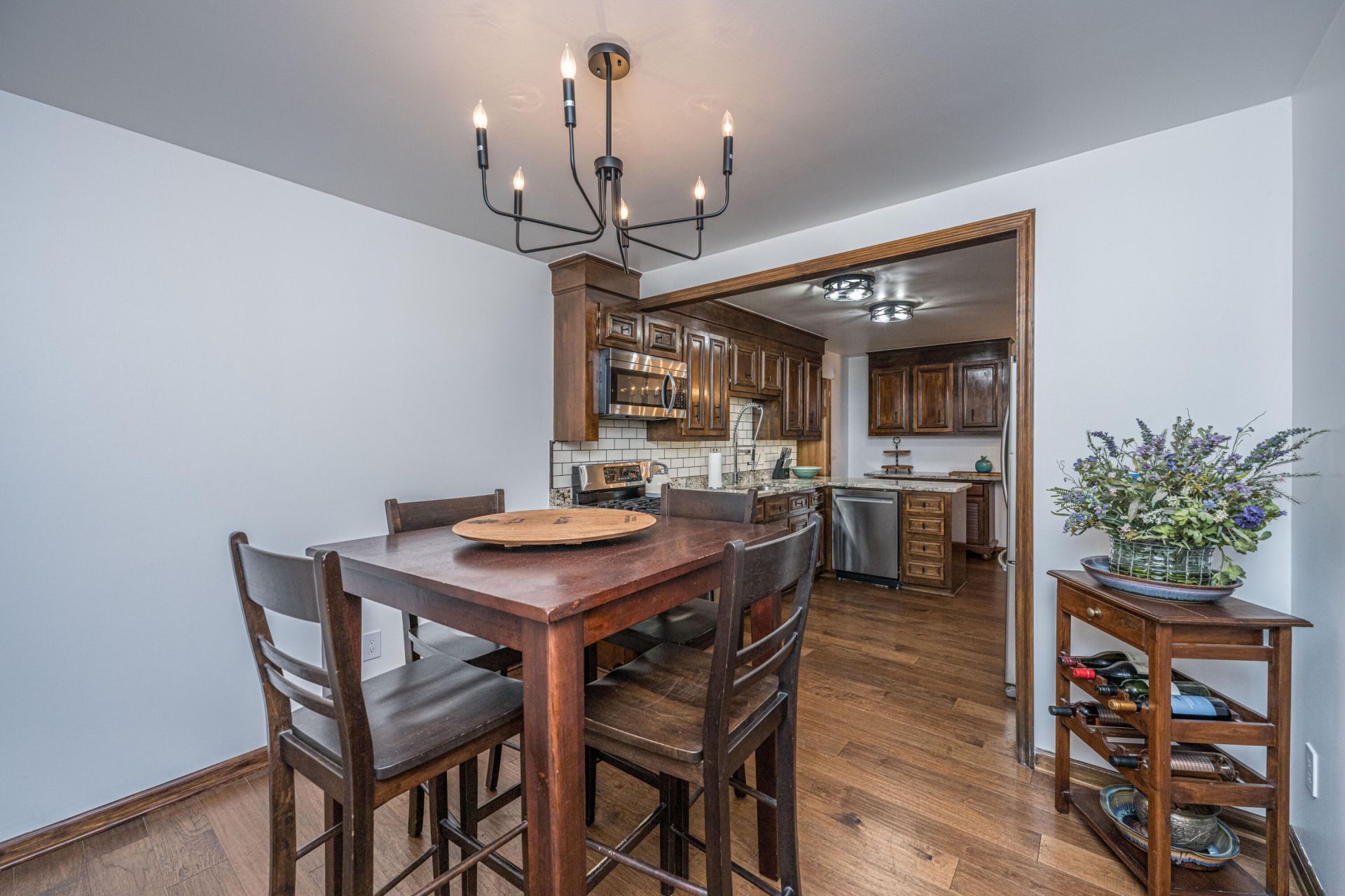148 Southwold Circle Photo 7