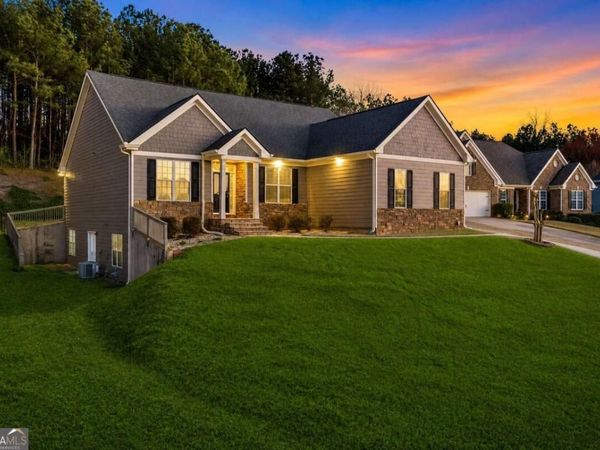6365 Aarons Way, Flowery Branch, GA 30542