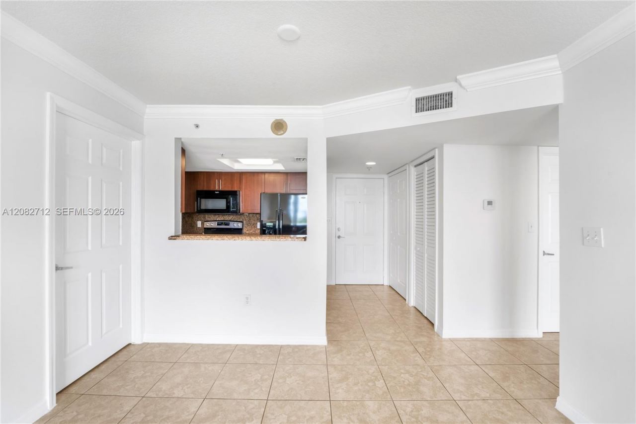 1690 SW 27th Ave , Unit 505, Miami, FL 33145 Photo