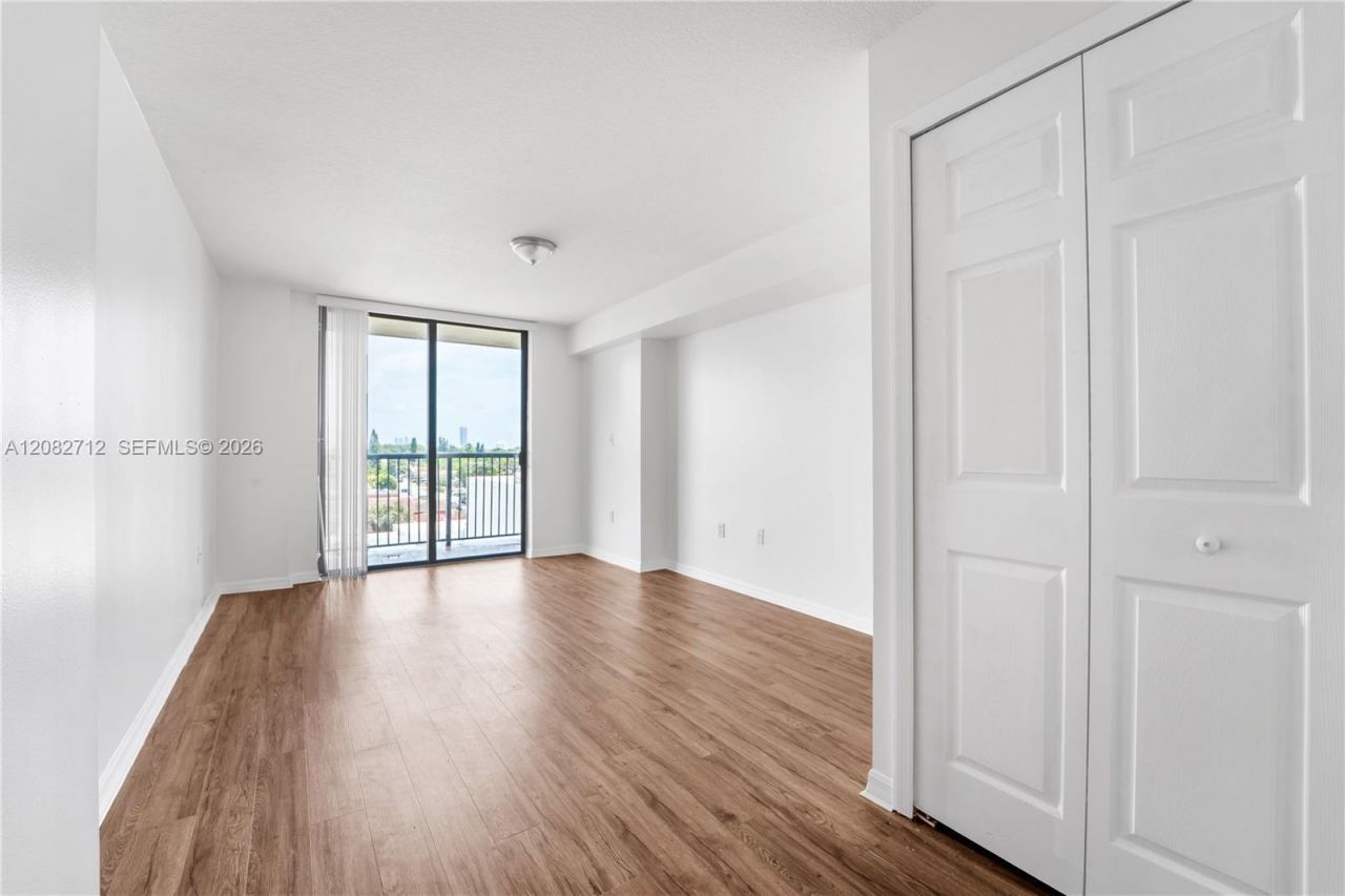 1690 SW 27th Ave , Unit 505, Miami, FL 33145 Photo