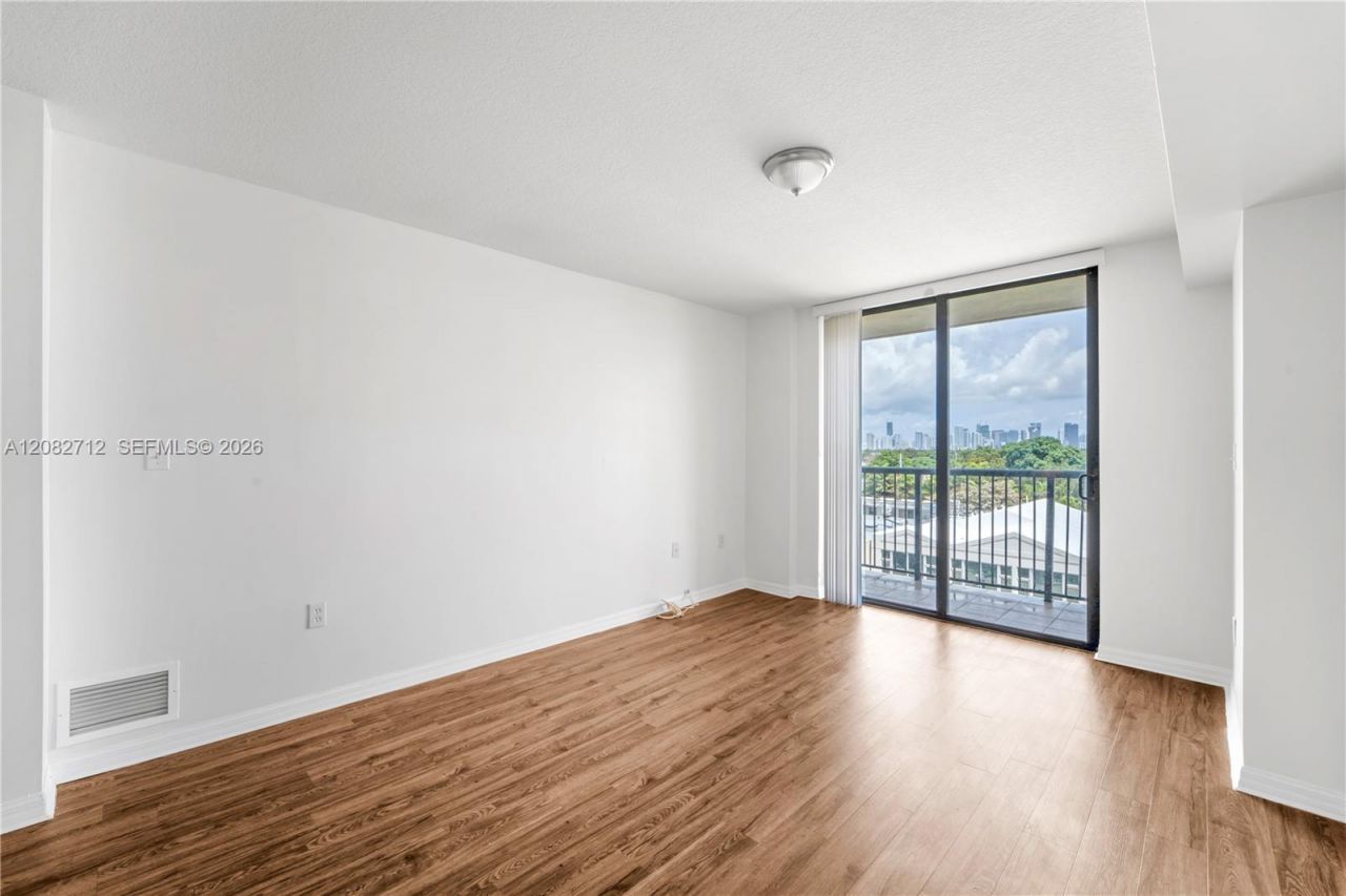 1690 SW 27th Ave , Unit 505, Miami, FL 33145 Photo