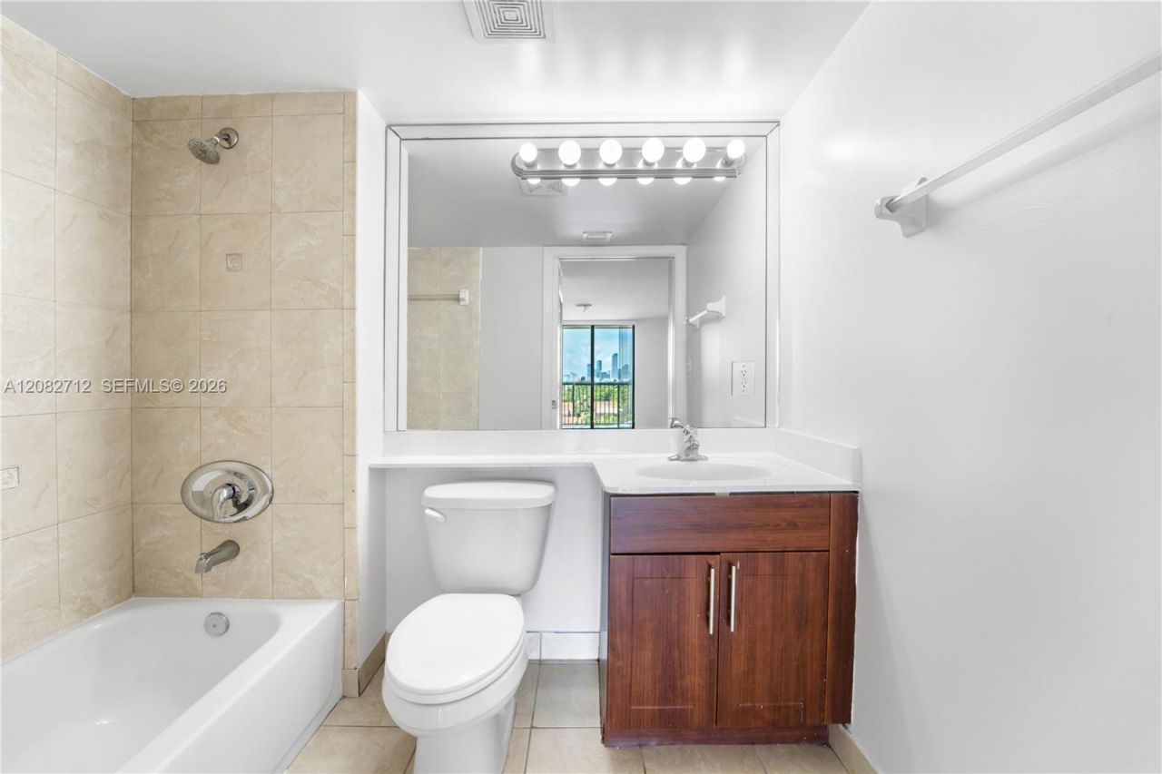 1690 SW 27th Ave , Unit 505, Miami, FL 33145 Photo