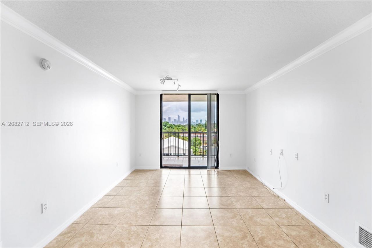 1690 SW 27th Ave , Unit 505, Miami, FL 33145 Photo