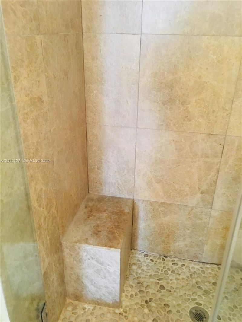 1408 Brickell Bay Dr , Unit 912, Miami, FL 33131 Photo