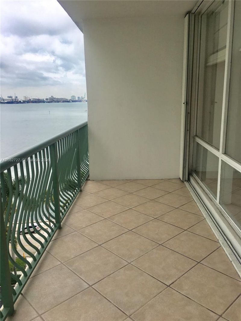 1408 Brickell Bay Dr , Unit 912, Miami, FL 33131 Photo