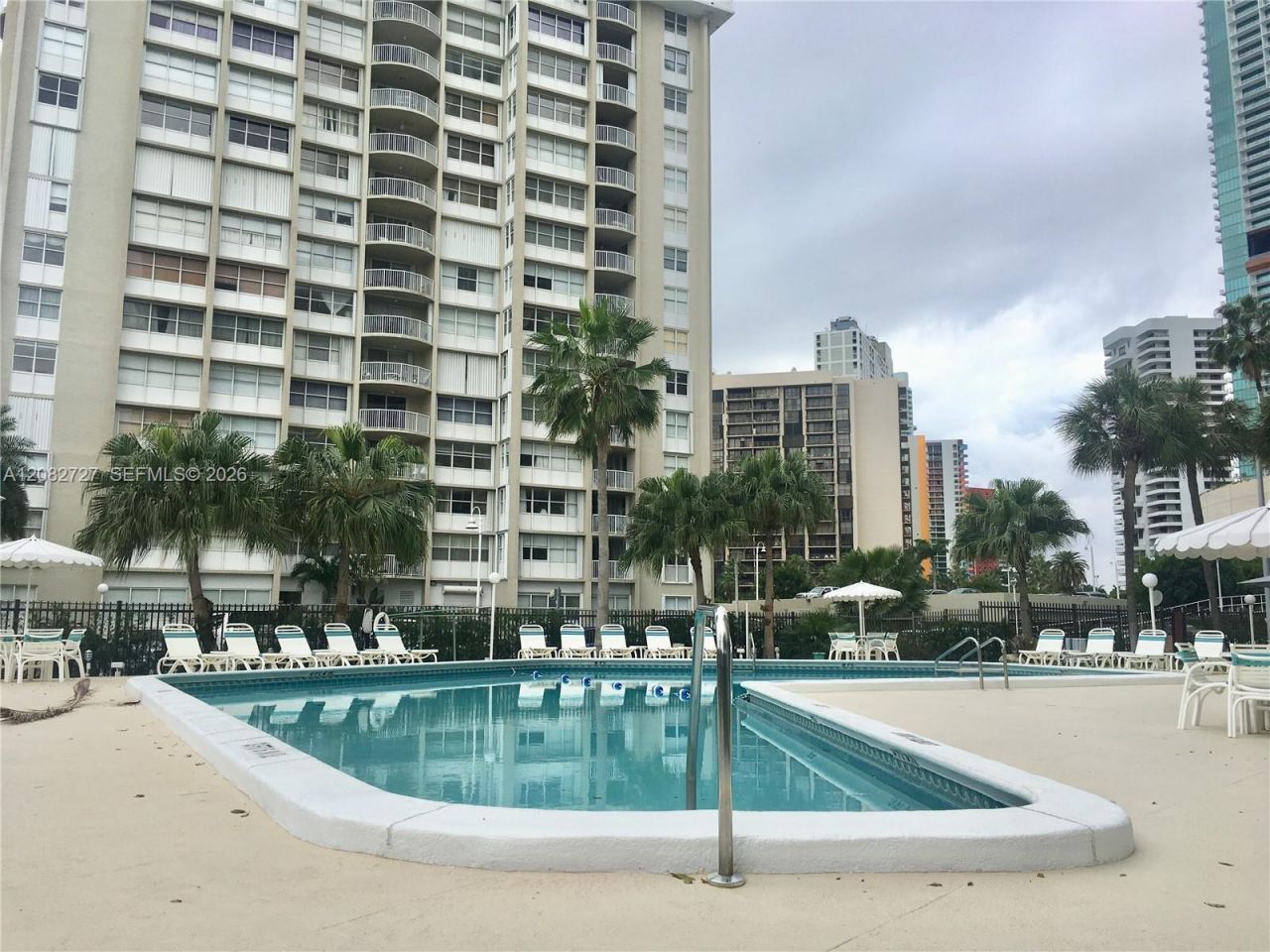 1408 Brickell Bay Dr , Unit 912, Miami, FL 33131 Photo