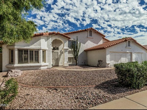 14811 N 44TH Place, Phoenix, AZ 85032