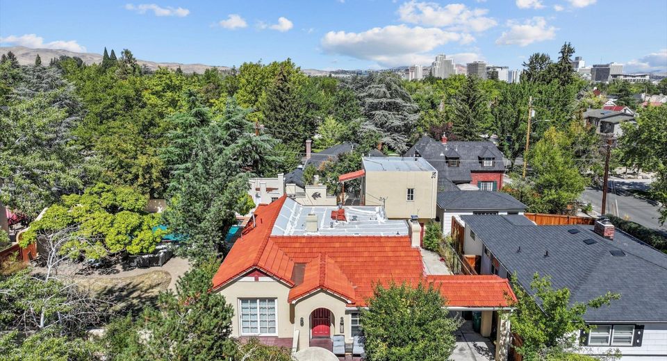 825 La Rue Avenue, Reno, NV 89509 Photo