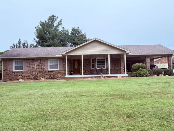 676 Old Gallatin Rd, Portland, TN 37148