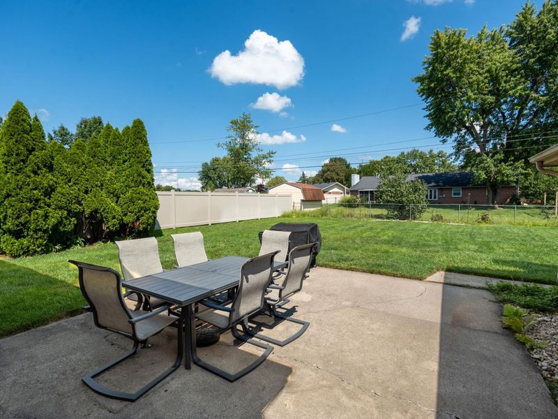 1145 Crestview Drive, Troy, OH 45373 Photo 18
