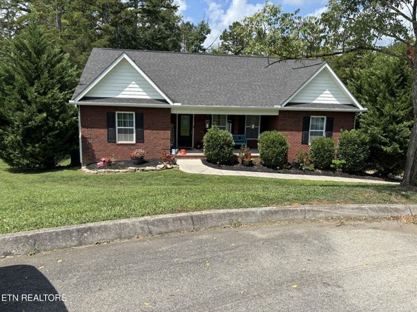 8221 Broken Rock Lane, Knoxville, TN 37924