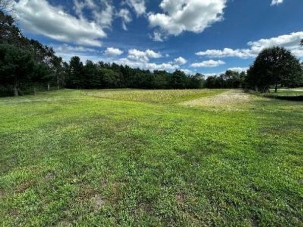 N3864 2nd Avenue, Oxford, WI 53952