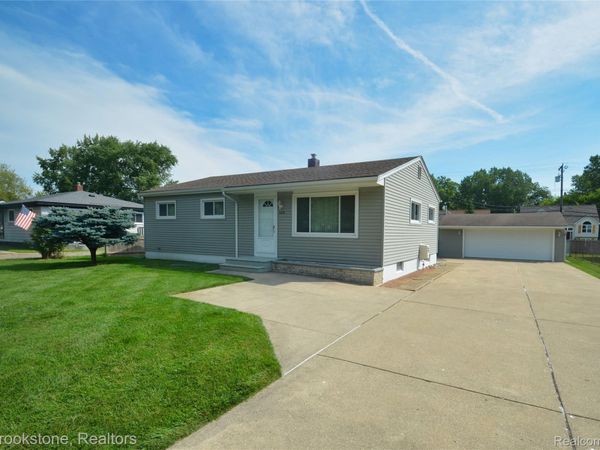 2822 Frembes Road , Waterford Township, Mi 48329