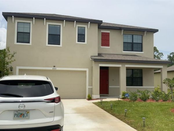 6043 NW REGENT Street, Port St. Lucie, FL 34983