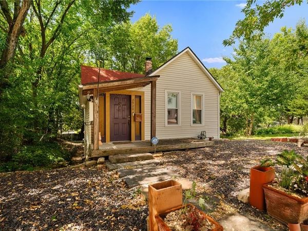 2920 Belleview Avenue, Kansas City, MO 64108
