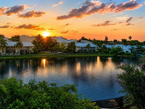 8260 SW 210th St, Unit 308, Cutler Bay, FL 33189
