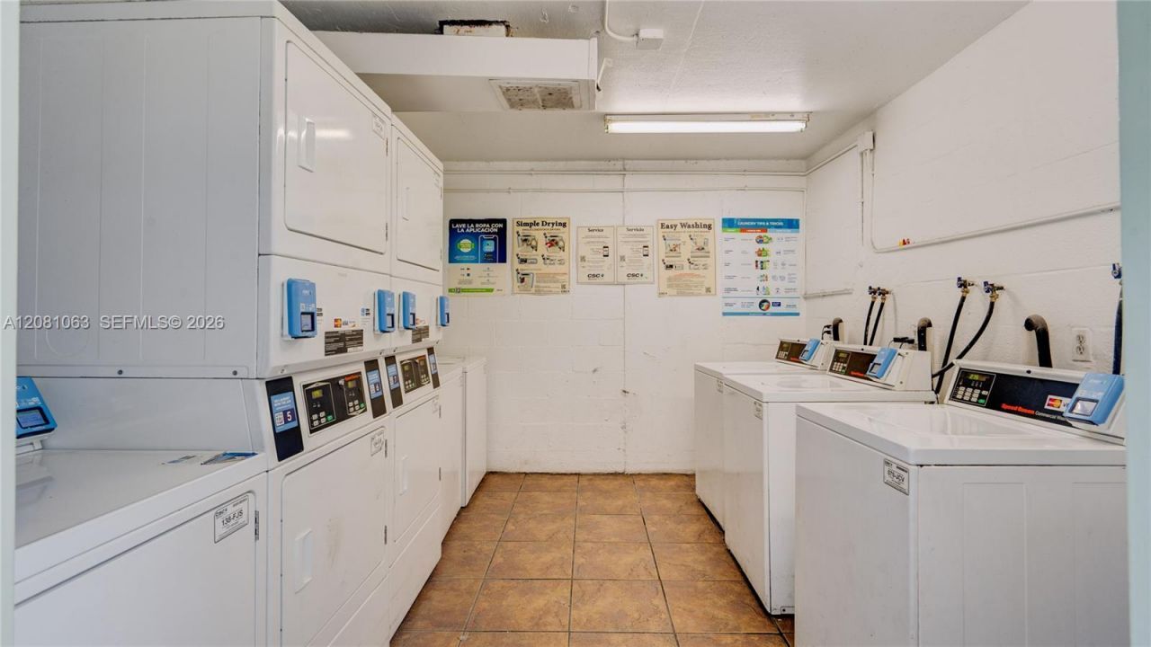 8260 SW 210th St, Unit 308, Cutler Bay, FL 33189 Photo