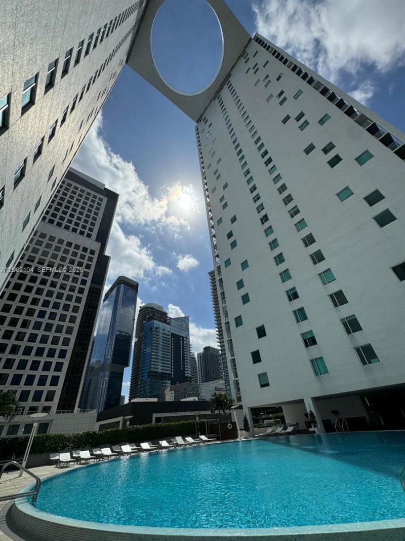 500 Brickell Ave , Unit 3003, Miami, FL 33131 Photo