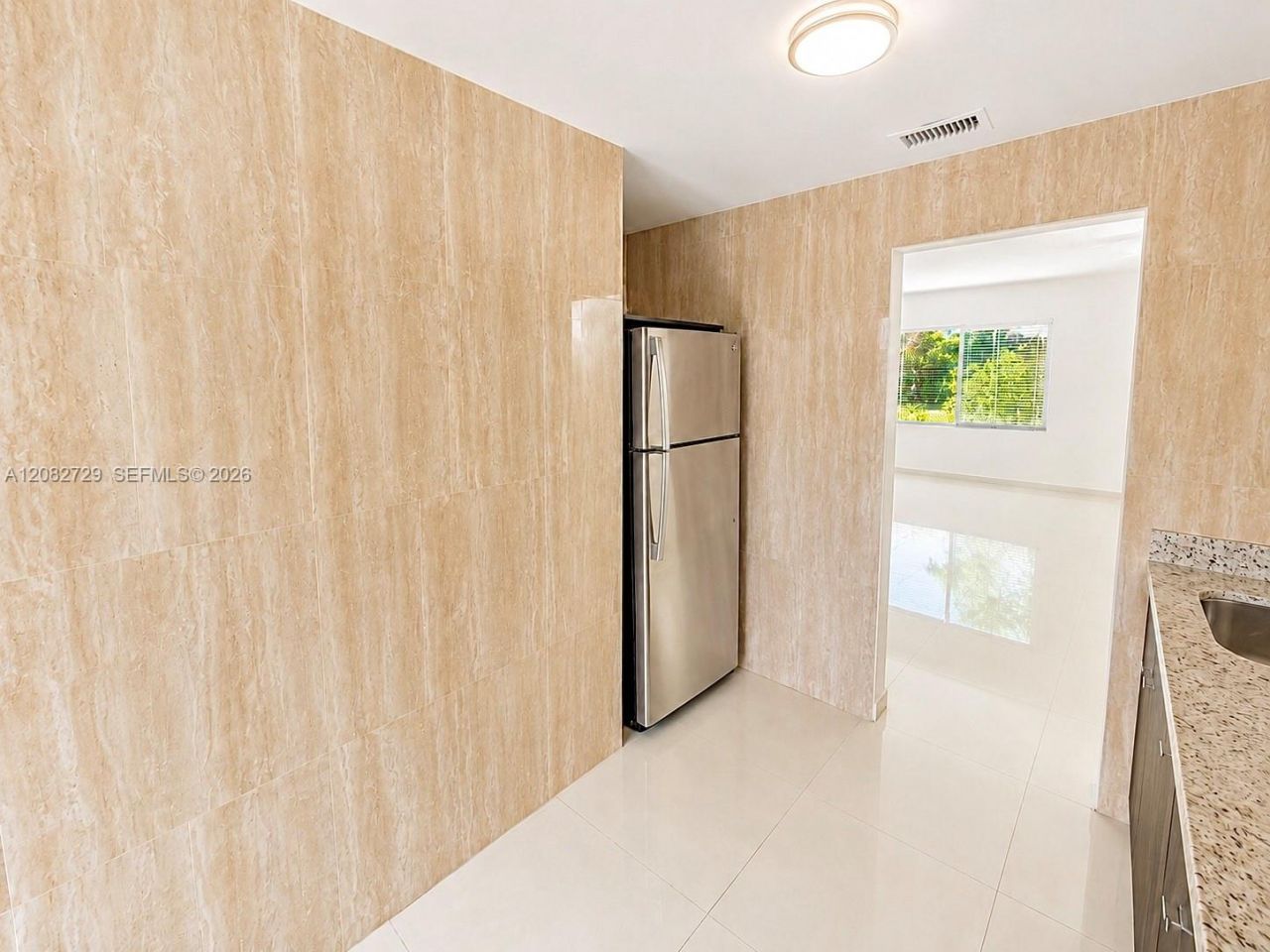 1027 94th St , Unit 7, Bay Harbor Islands, FL 33154 Photo