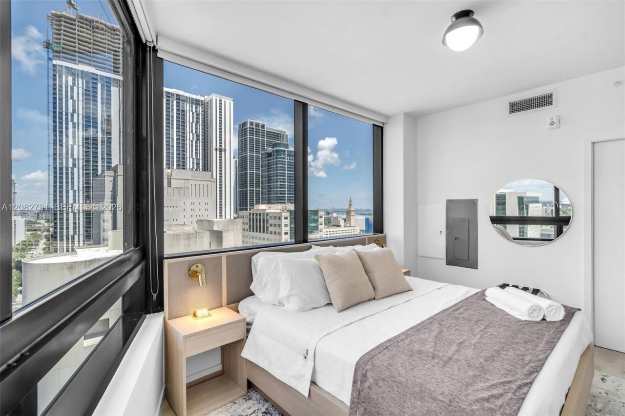 225 N Miami Ave , Unit 2002, Miami, FL 33128 Photo