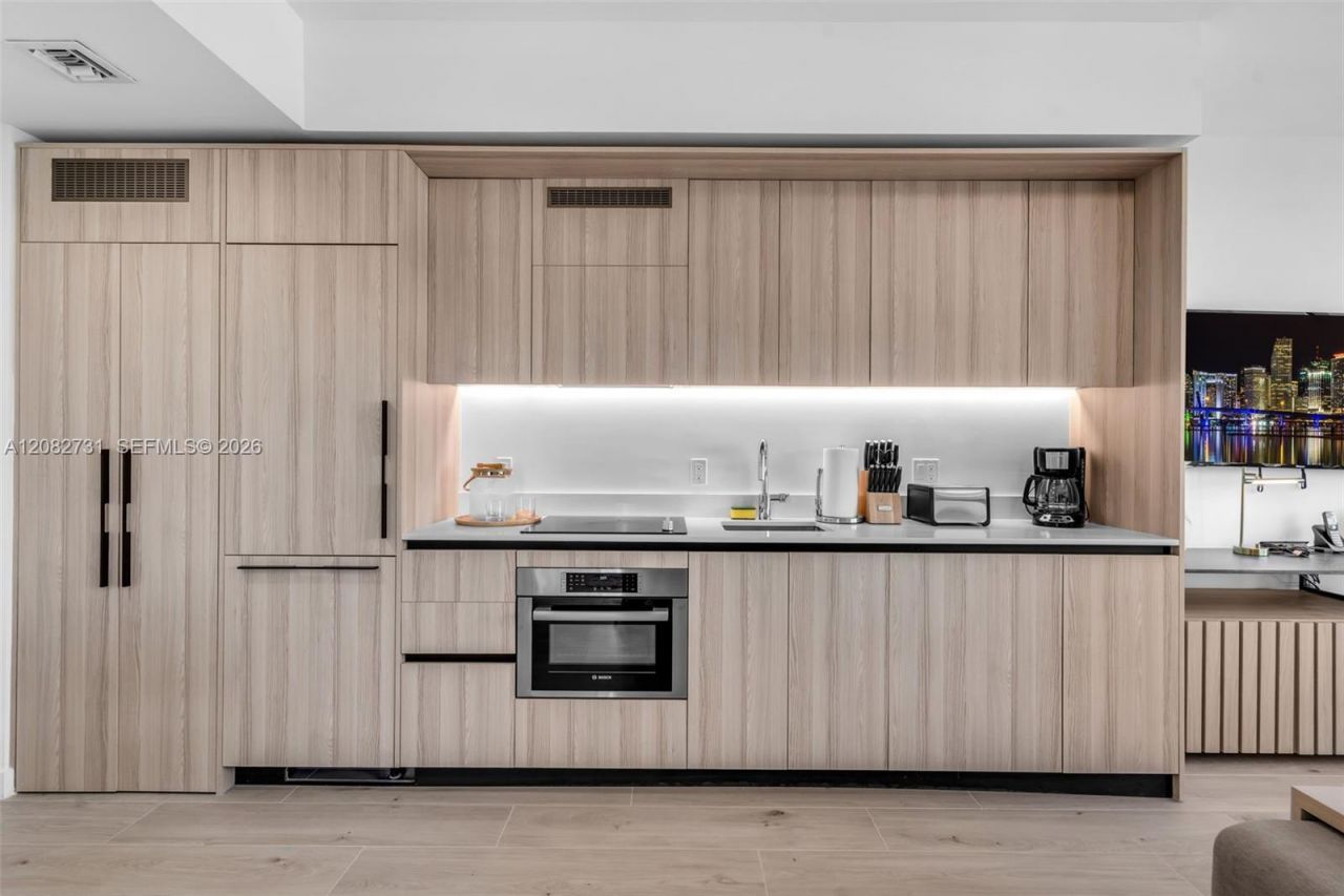 225 N Miami Ave , Unit 2002, Miami, FL 33128 Photo