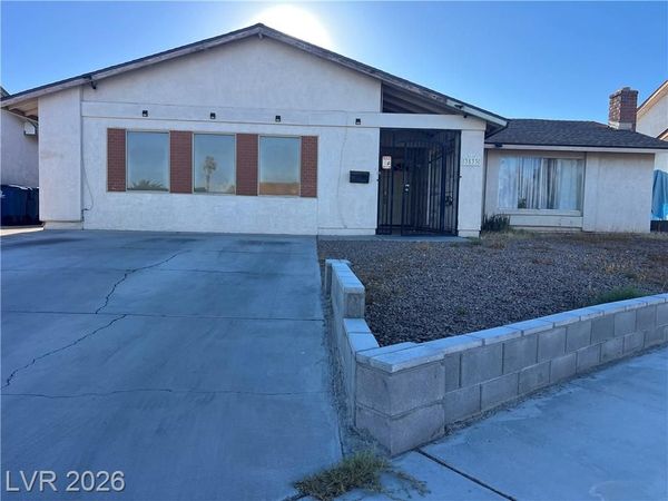 3533 Moraga Drive, Las Vegas, NV 89103
