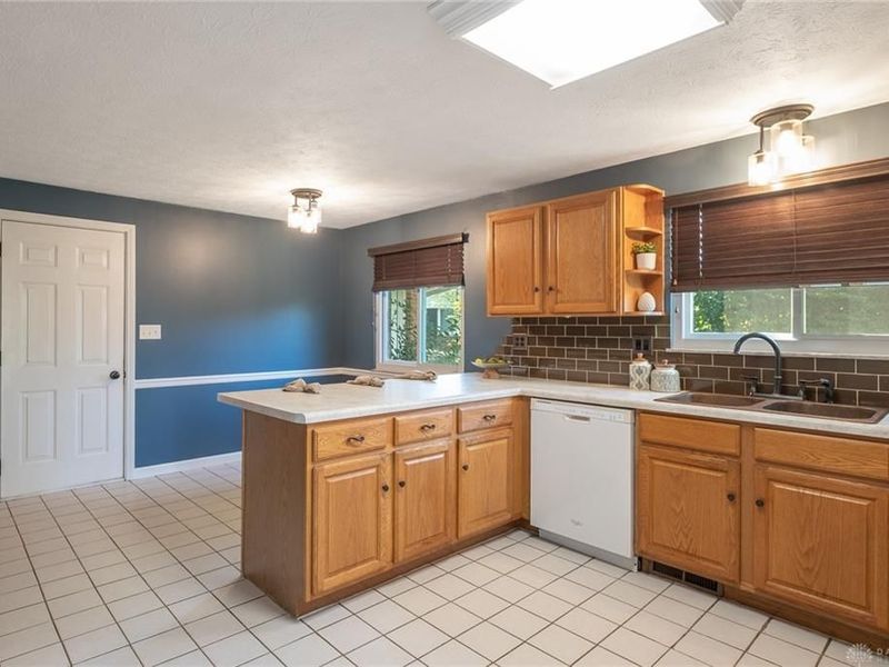 5315 Oakbrooke Drive, Dayton, OH 45440 Photo 11
