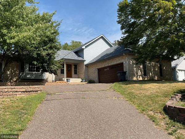 2145 14th Avenue E, North Saint Paul, MN 55109