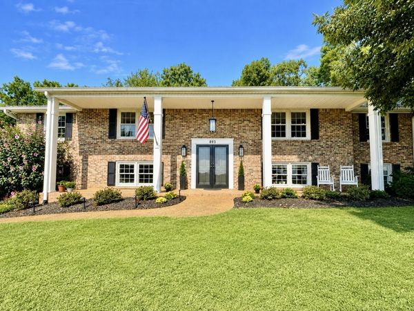 893 Lobelville Hwy , Linden, TN 37096