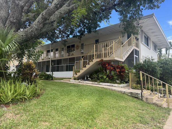 11 SW 4TH Avenue, Unit 1, Boca Raton, FL 33432