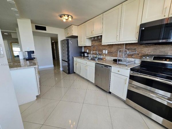 18041 Biscayne Blvd, Unit 1805, Aventura, FL 33160