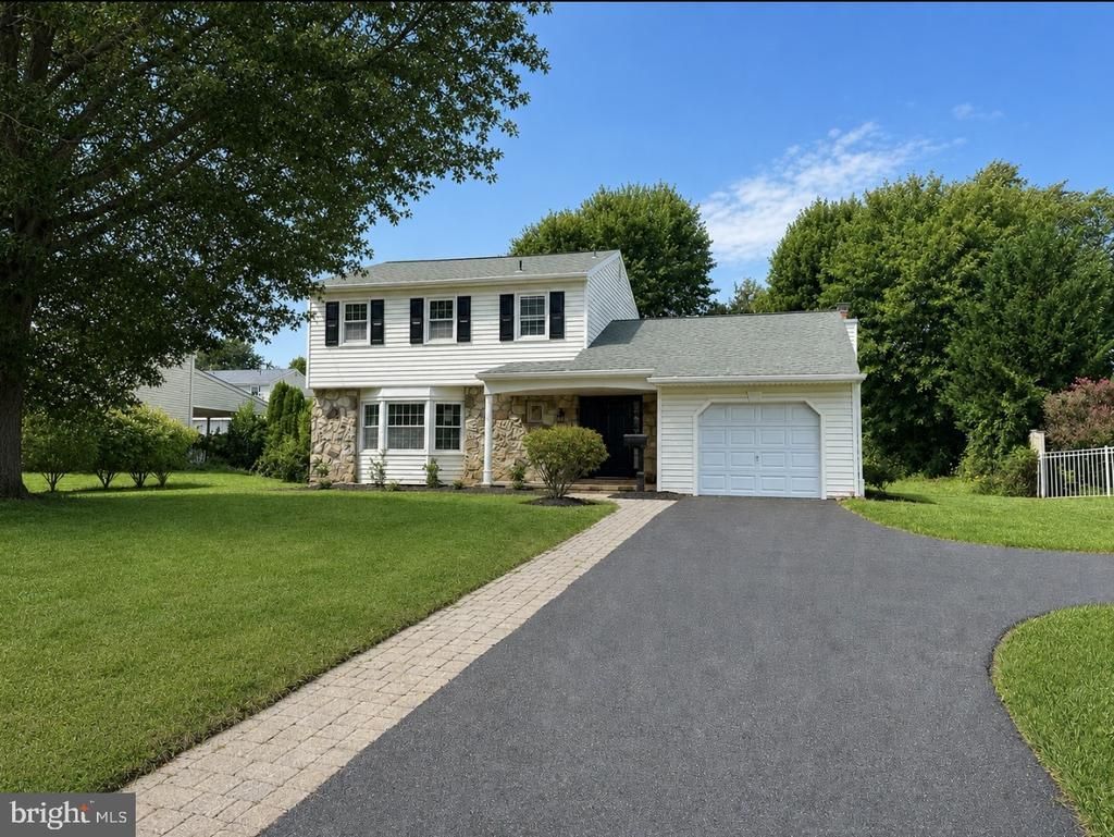 884 STIRRUP LANE, WARRINGTON, PA 18976