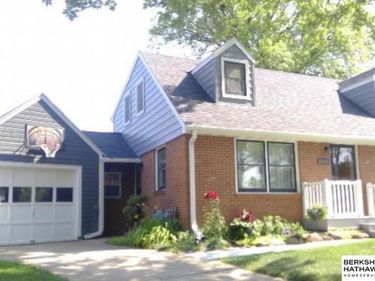 2140 Kessler Circle S, Lincoln, NE 68502