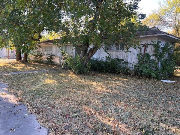 107 W Elm, Alvarado, TX 76009