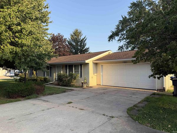 1704 College Avenue, Goshen, IN 46526