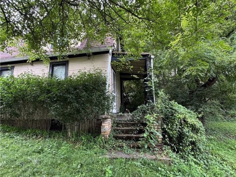 509 Columbus Avenue, Martins Ferry, OH 43935 Photo 4
