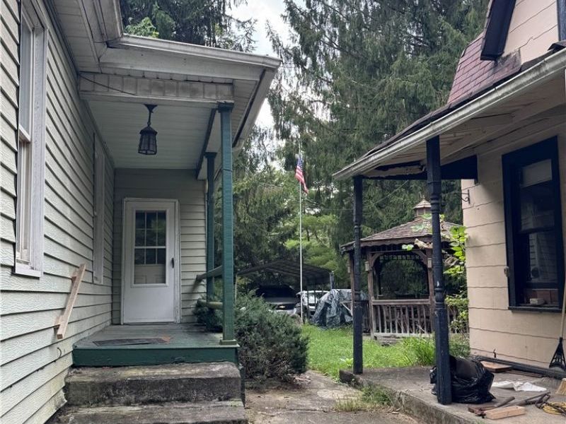 509 Columbus Avenue, Martins Ferry, OH 43935 Photo 5