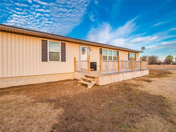 609 1st Street , Pittsburg, OK 74560