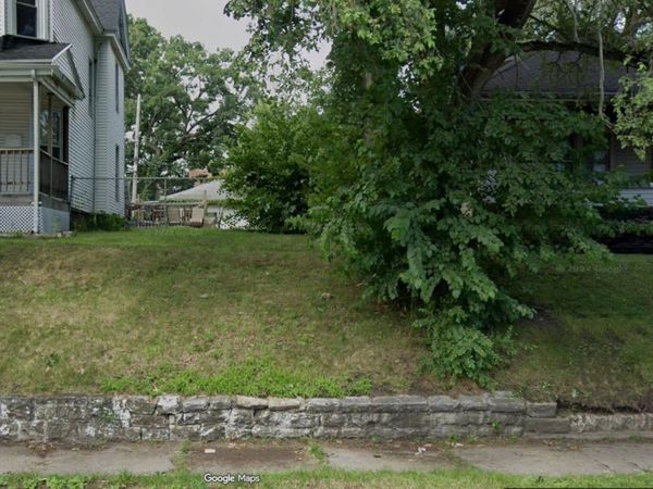 12044 S Harvard Avenue , Chicago, IL 60628