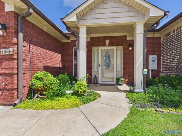 17674 Antlers Pass, Athens, AL 35611
